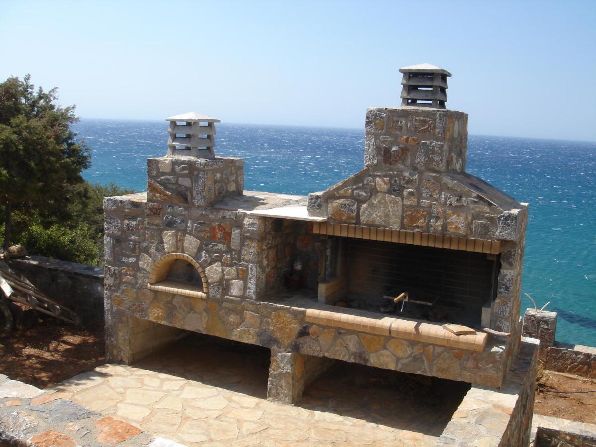 Villa Petrino Tsoútsouros Buitenkant foto