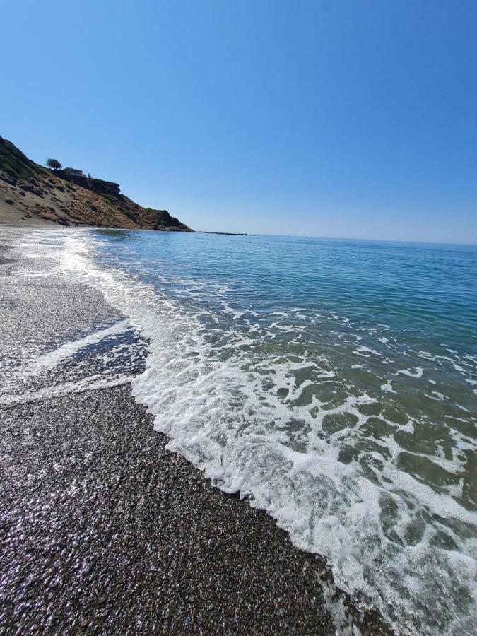 Villa Petrino Tsoútsouros Buitenkant foto