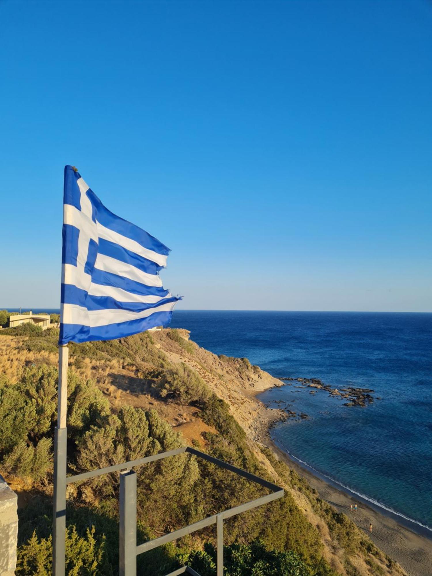 Villa Petrino Tsoútsouros Buitenkant foto